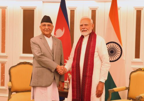 प्रधानमन्त्री ओली र भारतका प्रधानमन्त्री मोदीबीच बै‌ङ्ककमा भेटवार्ता