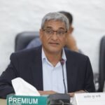 गृहमन्त्री लेखकको प्रश्न, कर्मचारीमाथि अनुसन्धान हुँदा सबै मन्त्रीहरूले राजीनामा दिँदै जानुपर्ने हो ?