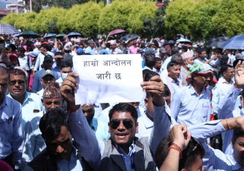 आजदेखि देशैभरका शिक्षक अनिश्चितकालीन सडक आन्दोलनमा